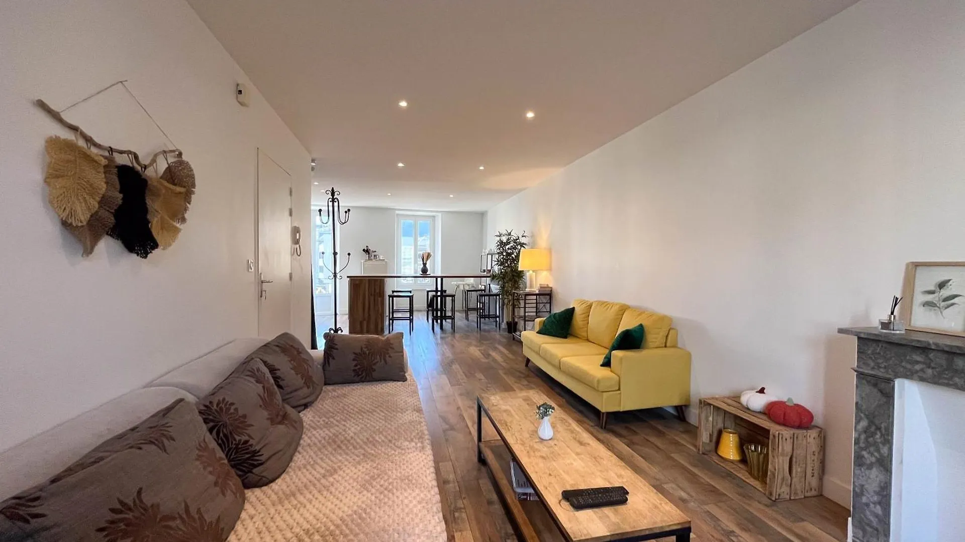 Bel Appartement Albertville 0*,